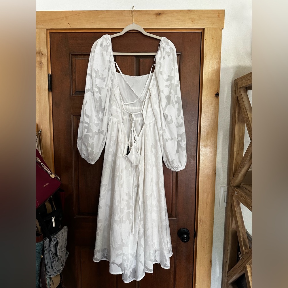 Lulus dress - Picture 4 of 4
